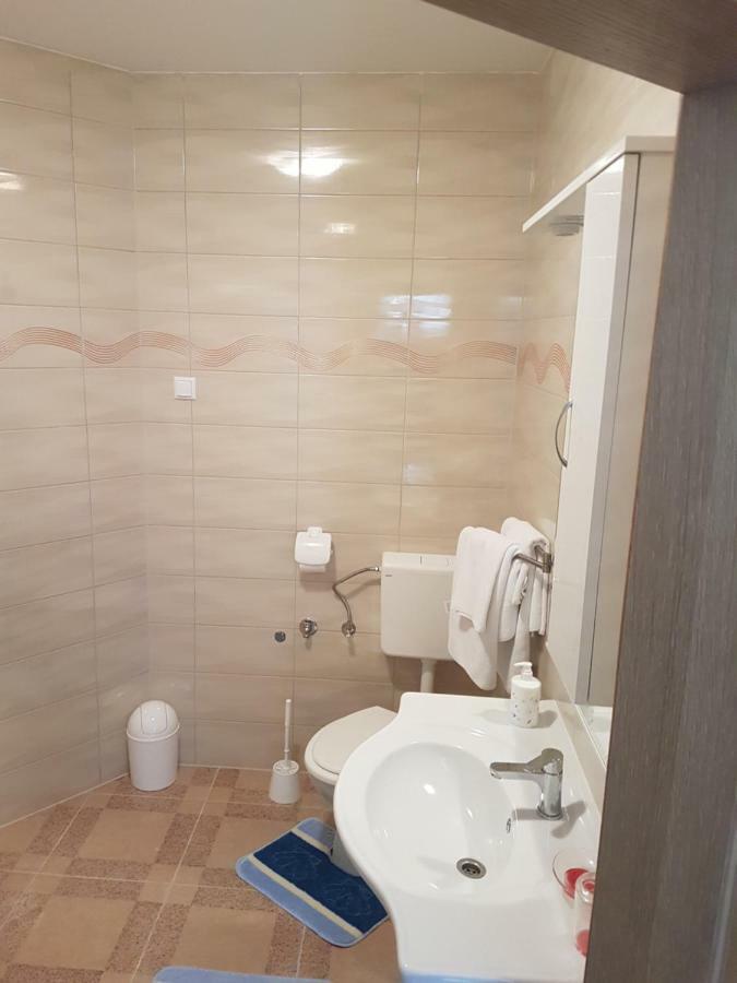 Apartmani Luca Fažana Buitenkant foto