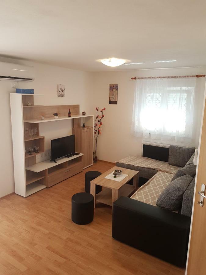 Apartmani Luca Fažana Buitenkant foto