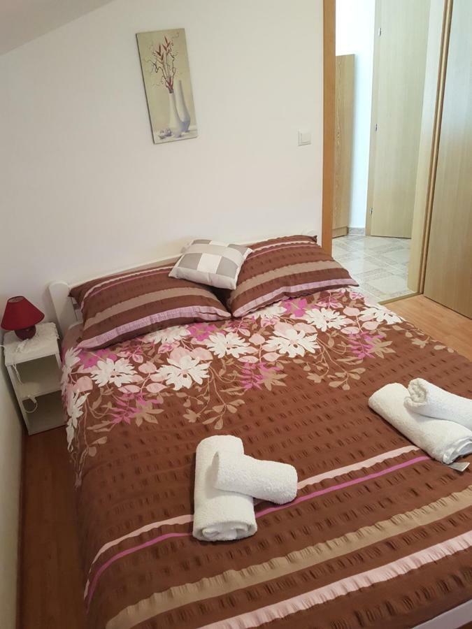 Apartmani Luca Fažana Buitenkant foto